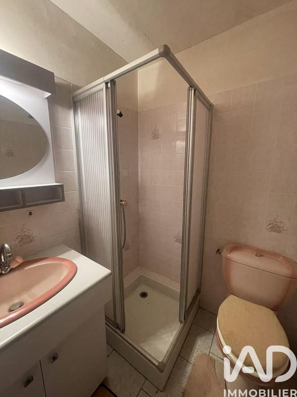 Maison - 223 m² - 1 pièce