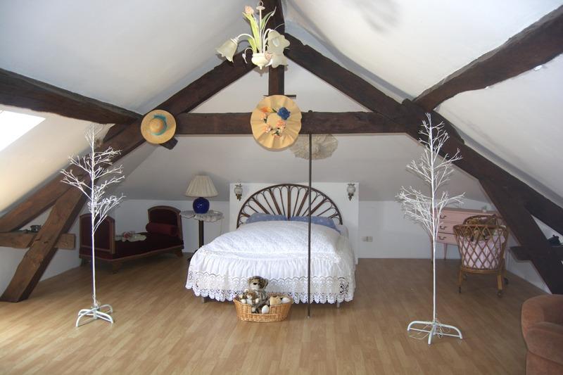 Maison - 270 m² - 6 pièces