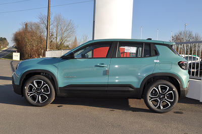 Jeep Avenger altitude+ 1.2 turbo t3 100