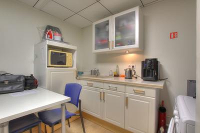 Local commercial - 107 m² - 5 pièces