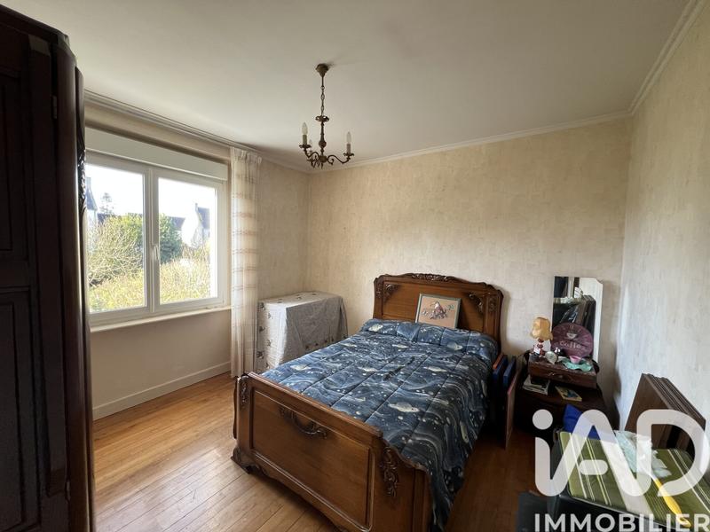 Maison - 140 m² - 12 pièces