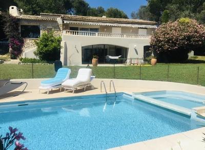 Maison - 350 m² - 8 pièces