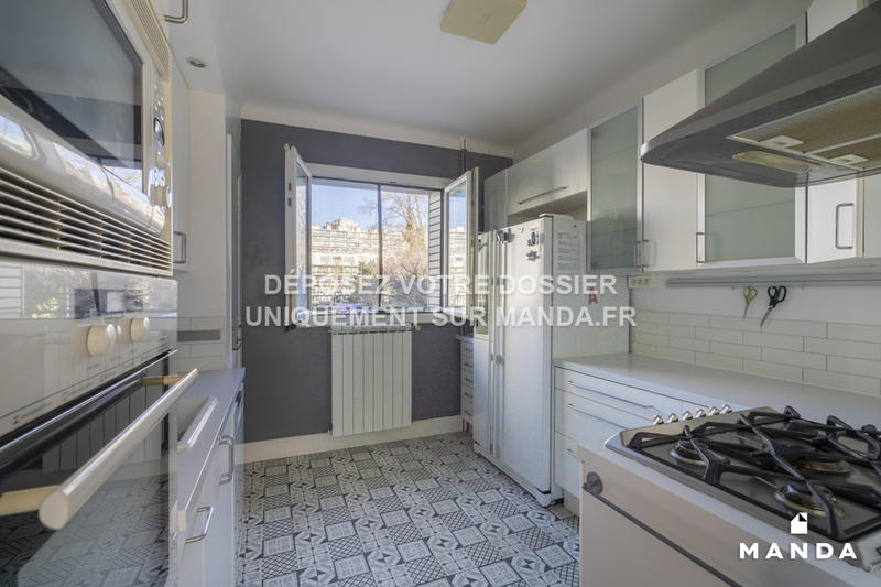 Appartement - 70 m² - 4 pièces