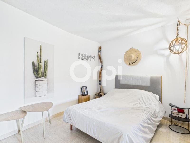 Studio - 24 m² - 1 pièce