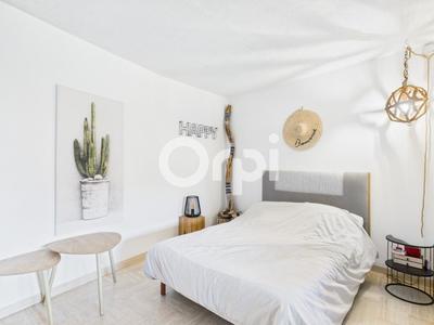 Studio - 24 m² - 1 pièce