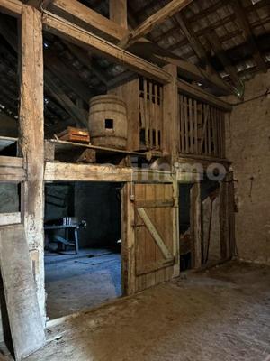 Maison - 200 m² - 5 pièces