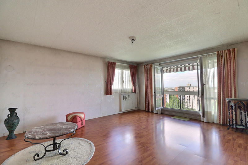 Appartement - 84 m² - 4 pièces