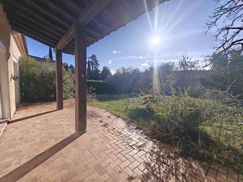 Villa - 161 m² - 6 pièces