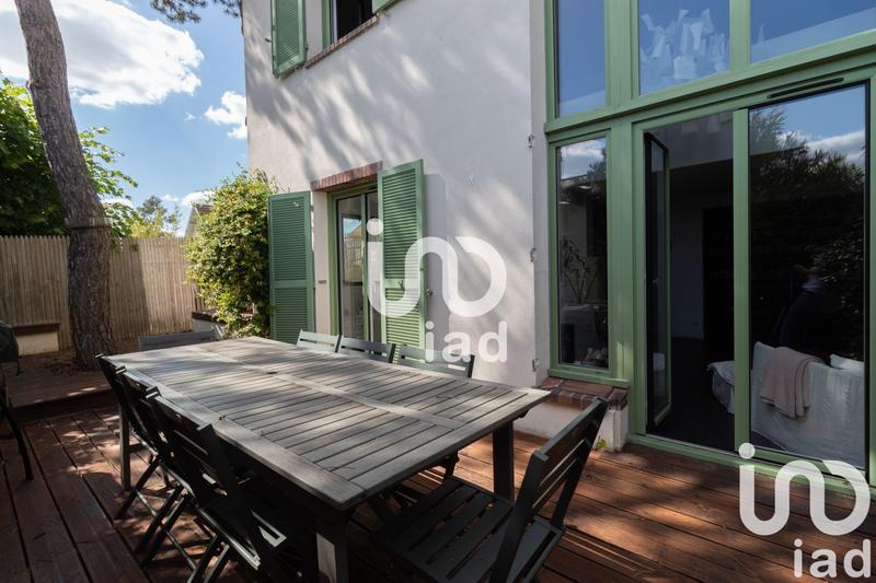 Maison - 140 m² - 5 pièces