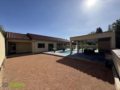 Maison contemporaine - 142 m² - 5 pièces