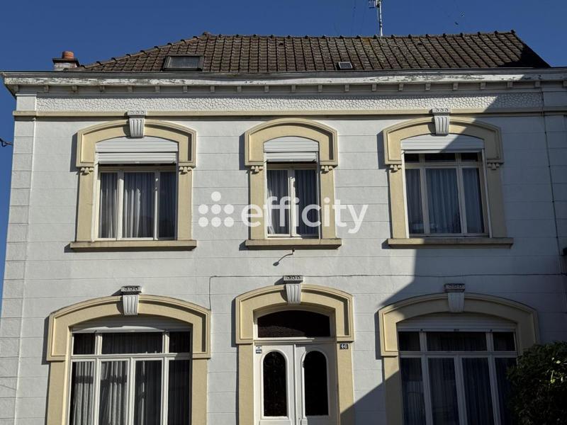 Maison - 138 m² - 8 pièces