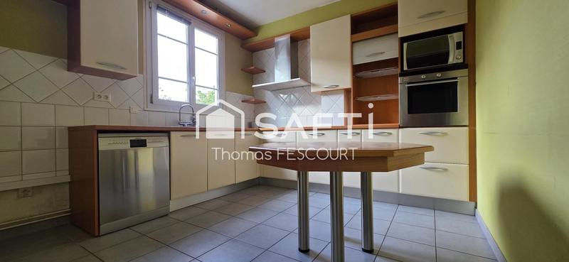 Maison - 215 m² - 7 pièces