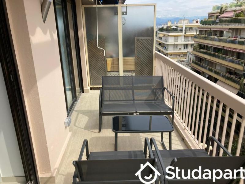 Appartement - 80 m² - 3 pièces