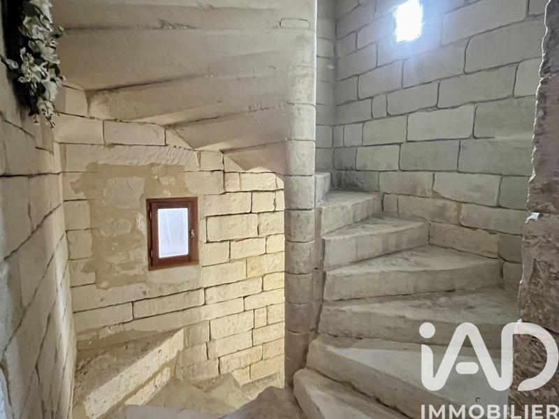 Maison - 225 m² - 11 pièces