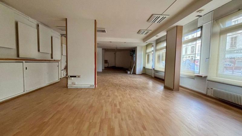 Local commercial - 173 m²