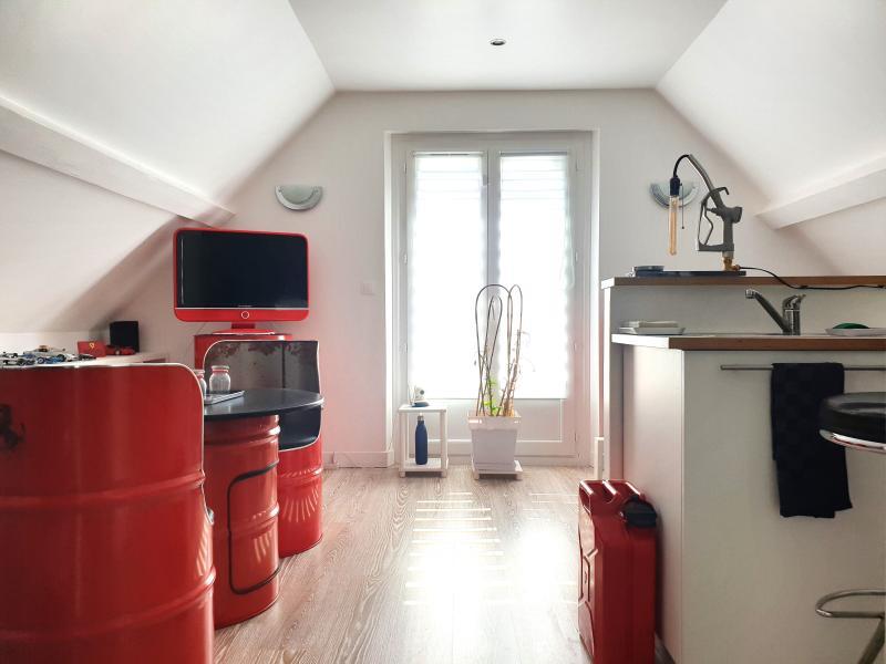 Maison - 260 m² - 10 pièces