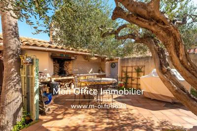 Villa - 180 m² - 6 pièces