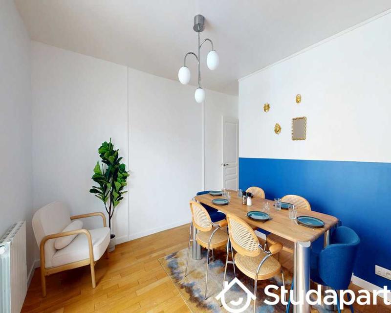 Chambre - 65 m² - 1 pièce