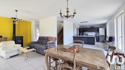 Maison - 155 m² - 8 pièces