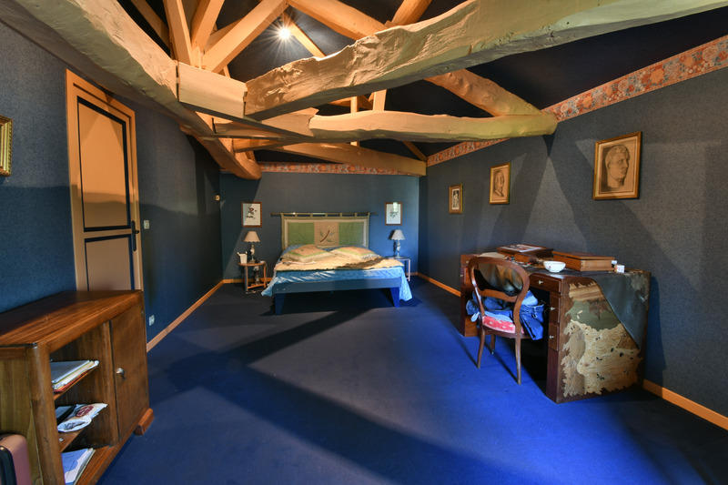 Maison - 195 m² - 6 pièces