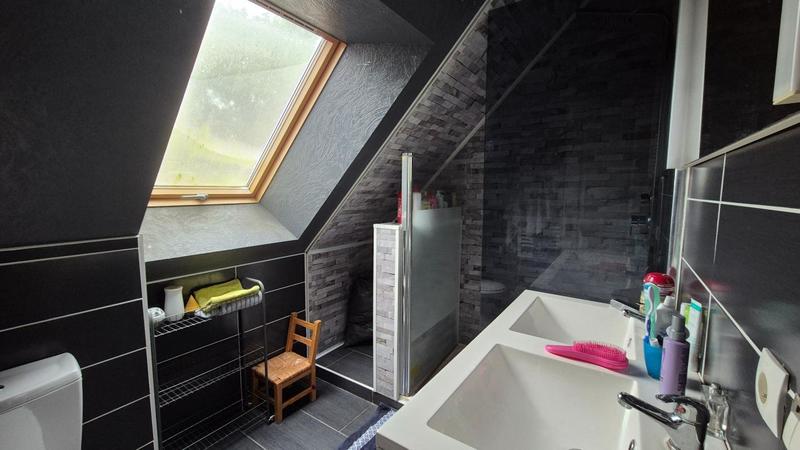 Maison - 107 m² - 6 pièces