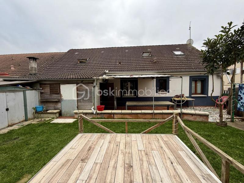 Maison - 105 m² - 4 pièces