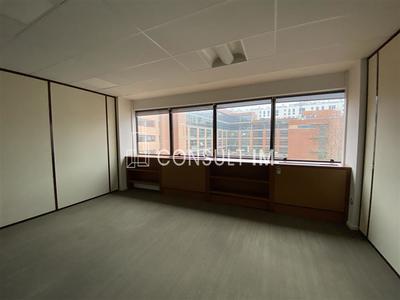 Bureau - 404 m²
