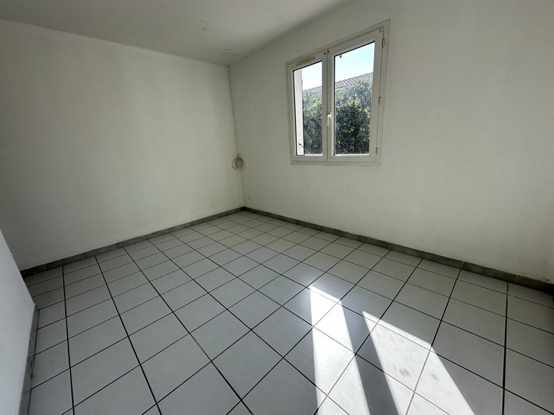 Villa - 100 m² - 5 pièces