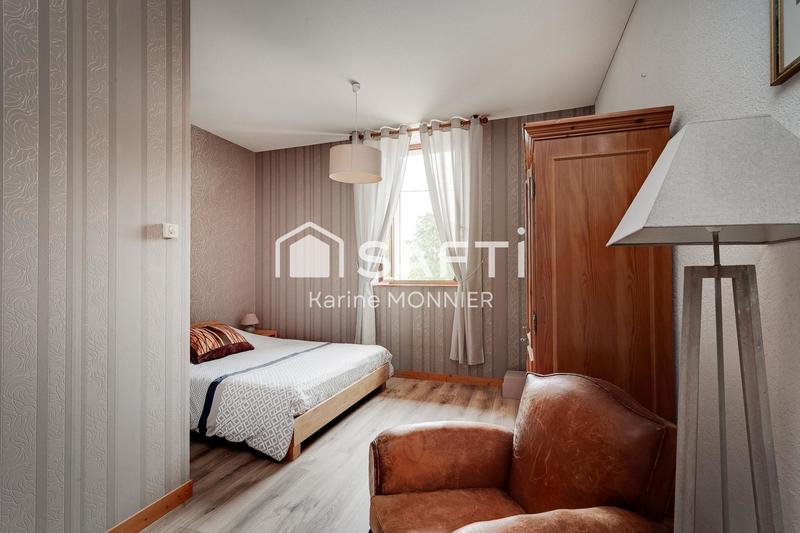 Maison - 548 m² - 16 pièces