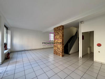 Local commercial - 228 m² - 5 pièces