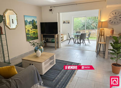 Maison - 97 m² - 5 pièces