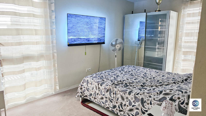 Appartement - 80 m² - 4 pièces