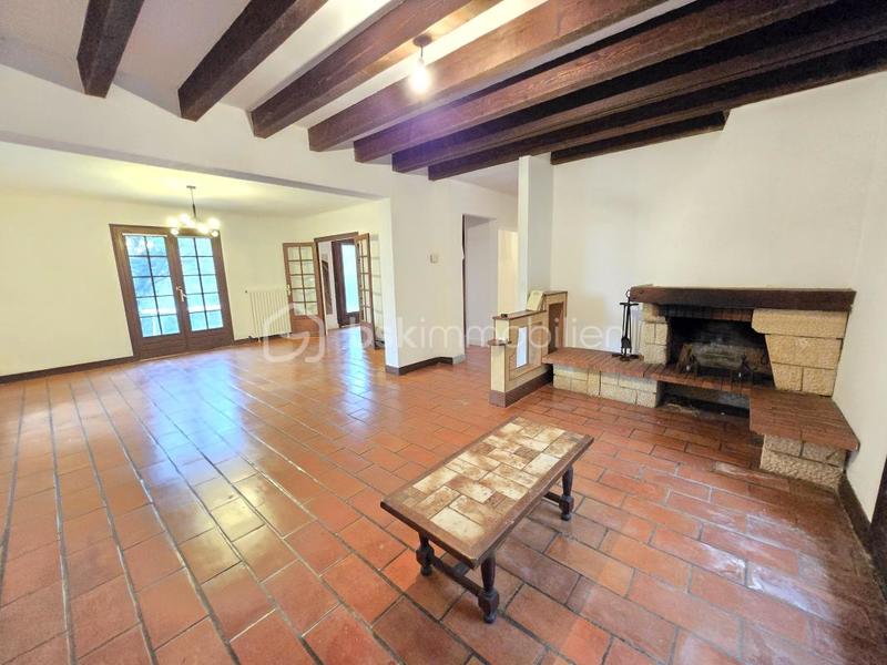 Pavillon - 261 m² - 10 pièces