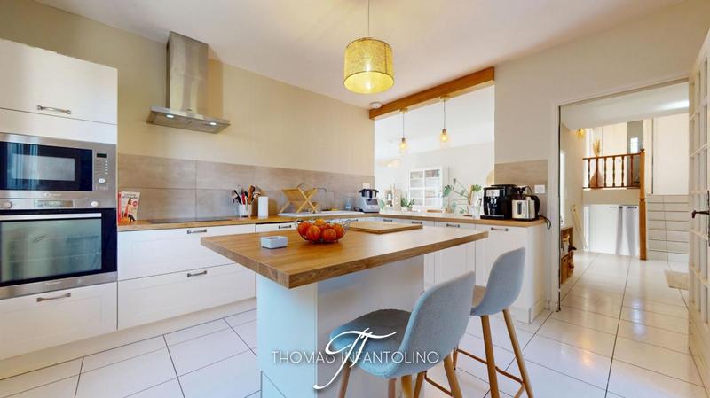 Maison - 155 m² - 5 pièces