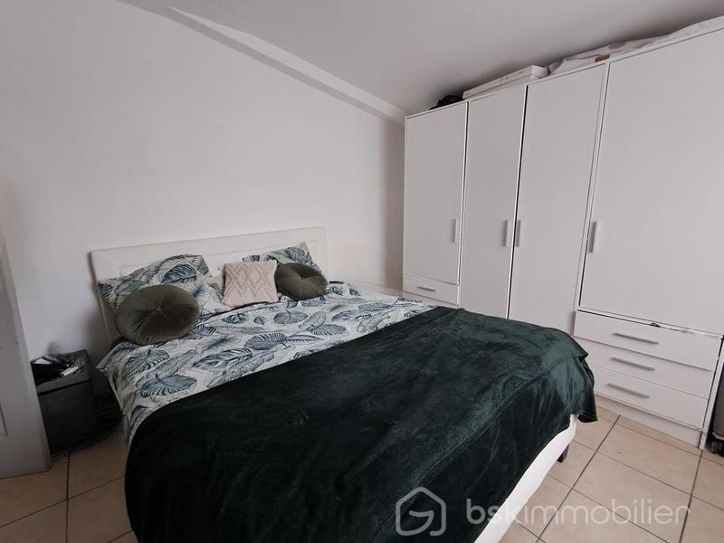 Maison traditionnelle - 213 m² - 12 pièces