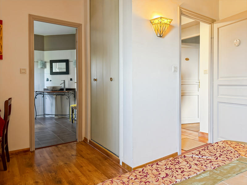 Propriété - 398 m² - 13 pièces