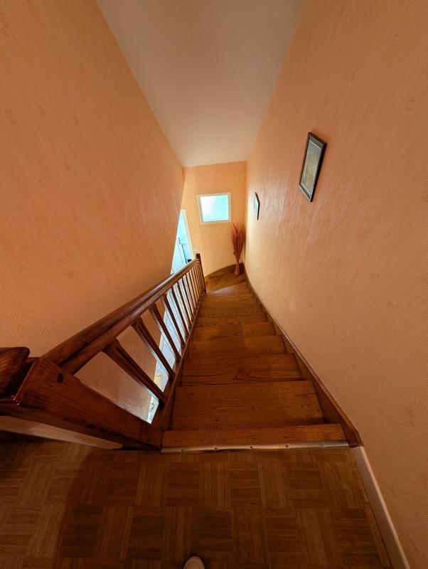 Maison - 120 m² - 8 pièces