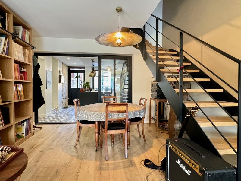 Maison - 102 m² - 5 pièces