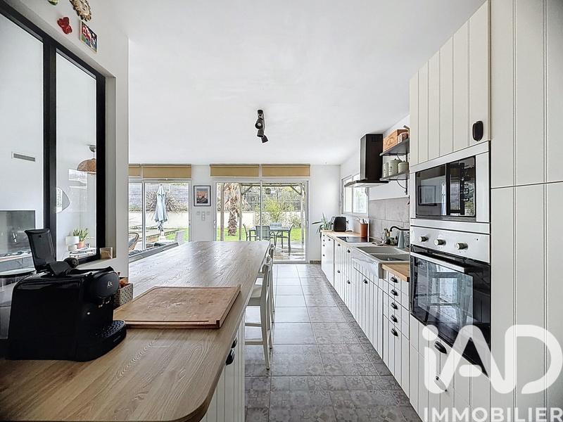 Maison - 95 m² - 5 pièces