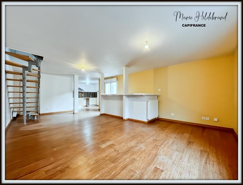Immeuble - 98 m² - 5 pièces
