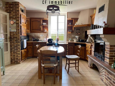 Maison - 168 m² - 7 pièces