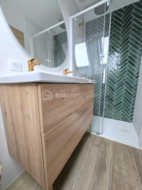 Maison - 95 m² - 5 pièces