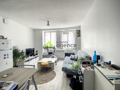 Maison de ville - 50 m² - 3 pièces