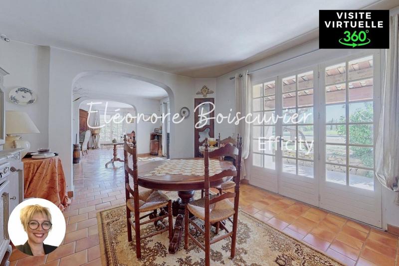 Maison - 210 m² - 8 pièces