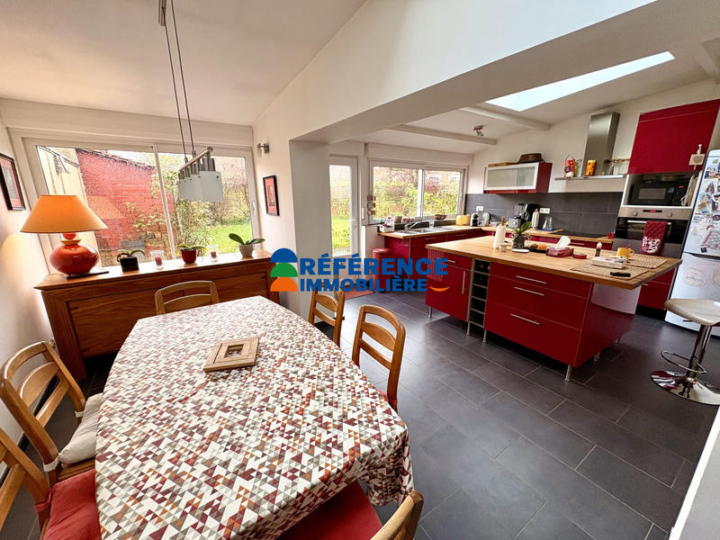 Maison - 138 m² - 5 pièces