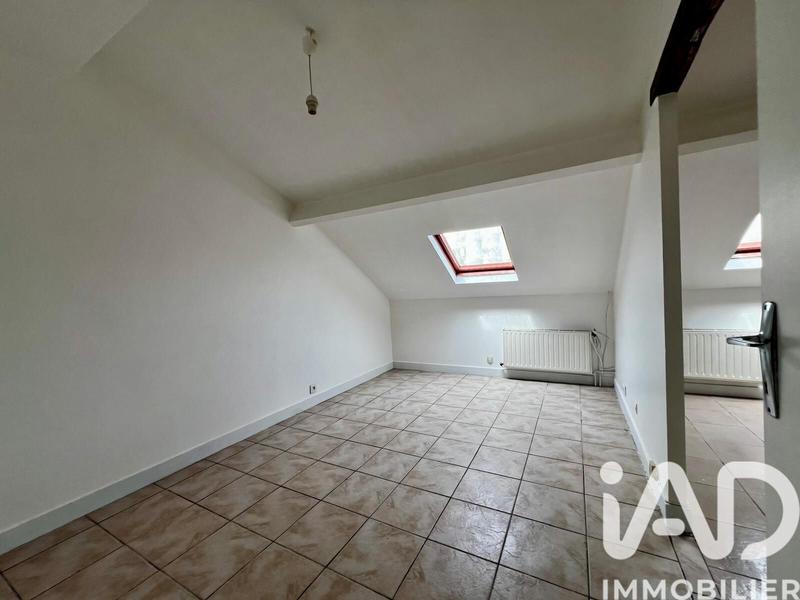 Maison - 141 m² - 8 pièces