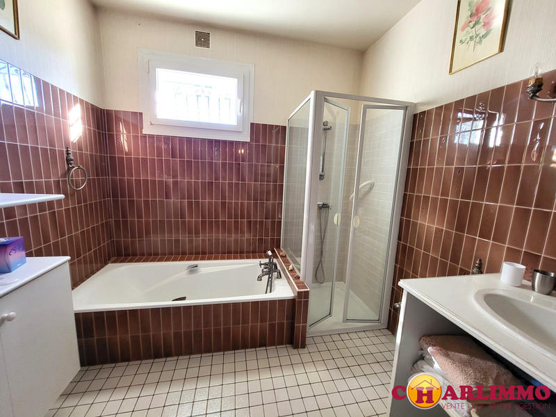 Maison traditionnelle - 120 m² - 4 pièces