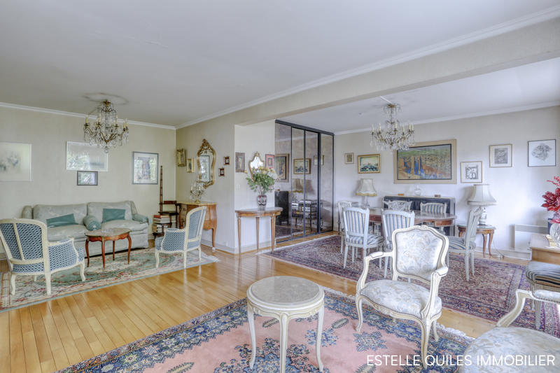 Appartement - 104 m² - 5 pièces