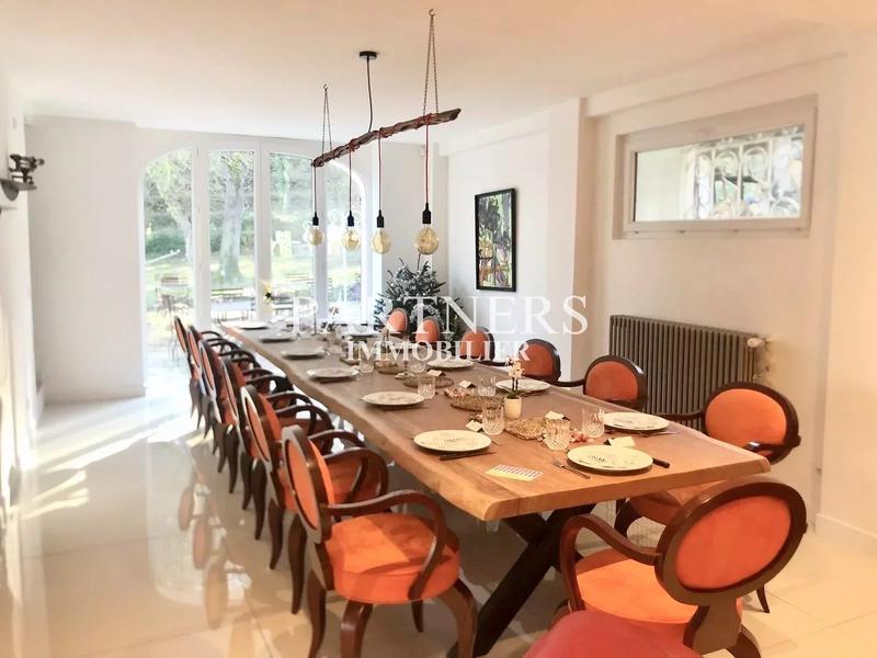 Bastide - 357 m² - 11 pièces