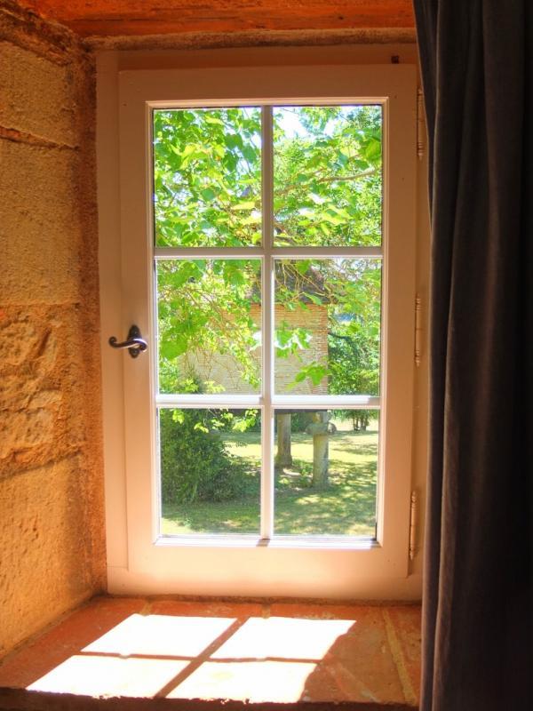 Maison - 1 122 m² - 22 pièces